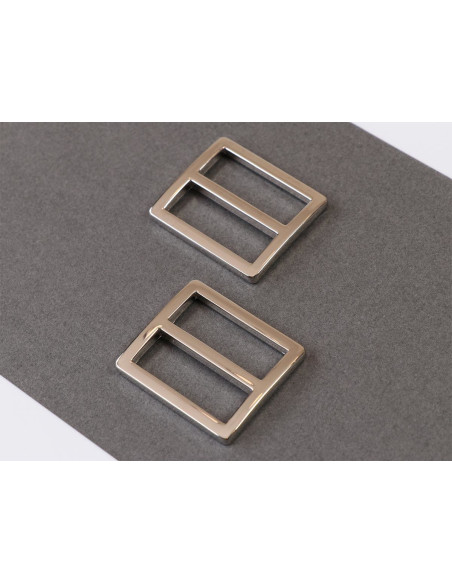 Conjunto de 2 fivelas deslizantes 28 x 25 mm prata