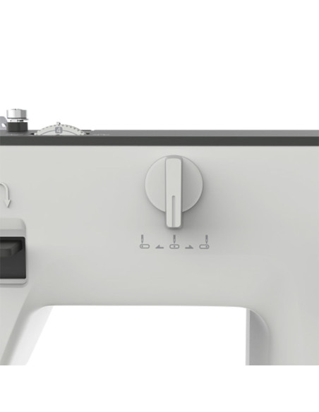 Máquina de costura Necchi Q132A