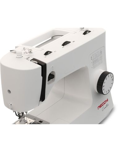 Machine à coudre Necchi Creator C35