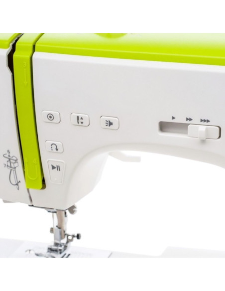 Máquina de costura Necchi NC-102D