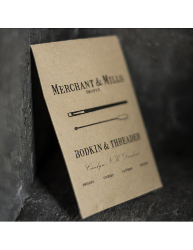 Passador de lã e enfiador para elásticos e fitas Merchant & Mills