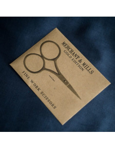 Tesoura de bordar dourada Merchant & Mills 9 cm 2