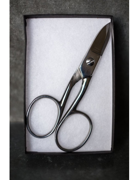 Tesoura para casas de botão Merchant & Mills 14 cm
