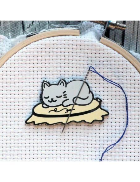 Porta-agulhas magnético - Gato a dormir