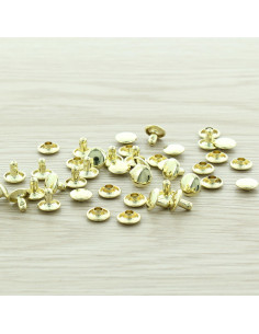 Saco de 100 rebites econômicos 9 mm - Ouro