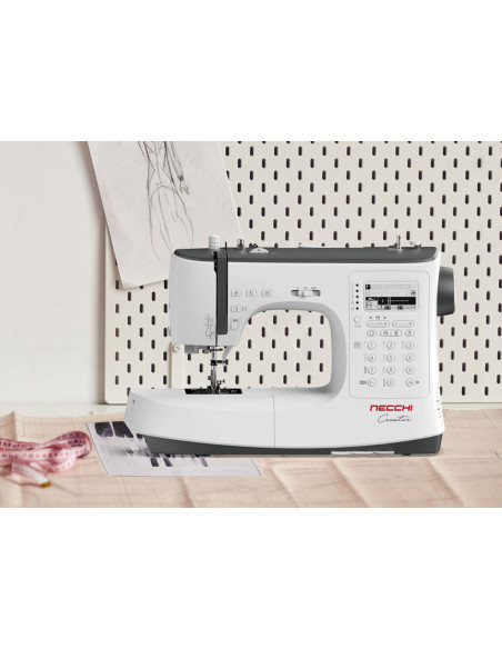 Máquina de costura Necchi Creator C360