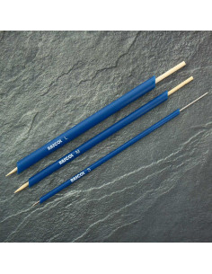 Ferramenta para virar cordões e tiras de tecido Rascol