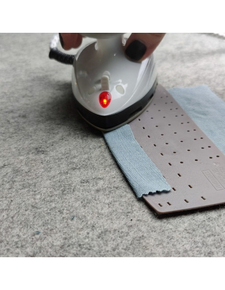 Regra de silicone para passar bainhas