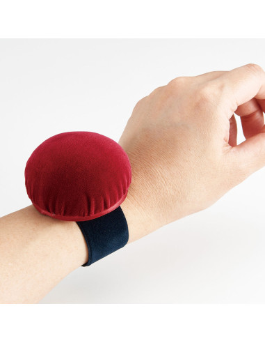 Pulseira para alfinetes autoajustável Clover