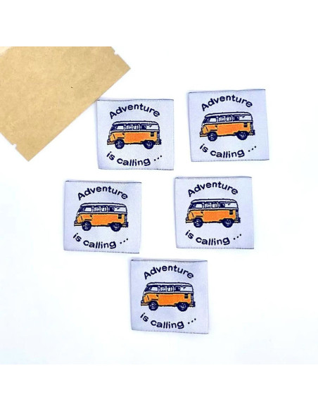 Conjunto de 5 etiquetas tecidas para costurar Adventure is Calling