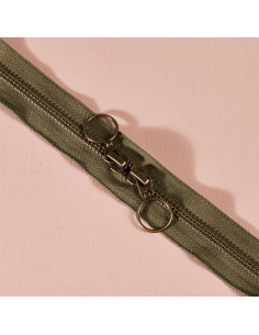 Fecho de correr duplo em latão Ivy Green 60 cm - Atelier Brunette