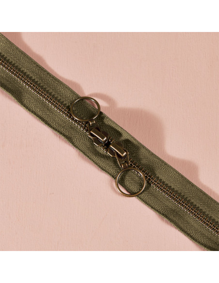 Fecho de correr duplo em latão Ivy Green 60 cm - Atelier Brunette