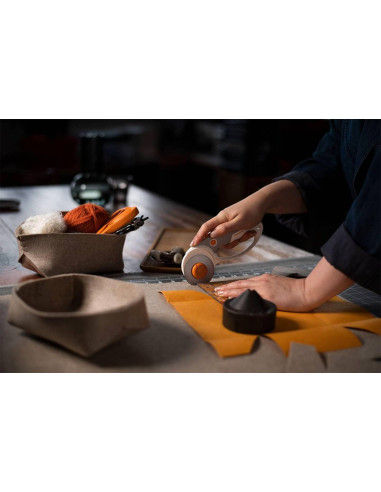 Cortador rotativo Fiskars 2 em 1 lâminas 45 mm e 60 mm