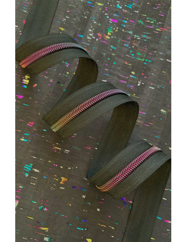 Fecho de nylon 5 mm 274 cm - Malha preta iridescente