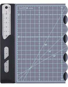 Tapete de corte dobrável Clover com régua de metal - 18 cm x 29 cm