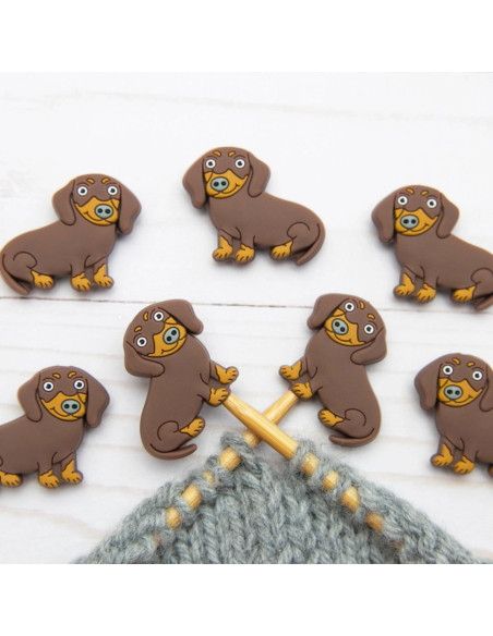 Tampões de malha para agulhas de tricô - Dachshund marrom
