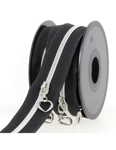 Rolo de 5 metros de fecho de nylon 5 mm com puxadores em forma de coração - Preto e prata