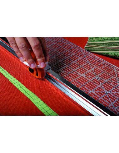 Cortador rotativo combinado e régua 6" x 24" Fiskars