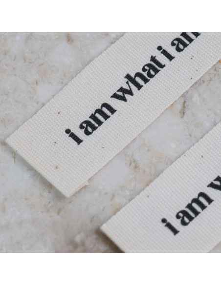 Conjunto de 5 etiquetas tecidas para costurar - I am what i am
