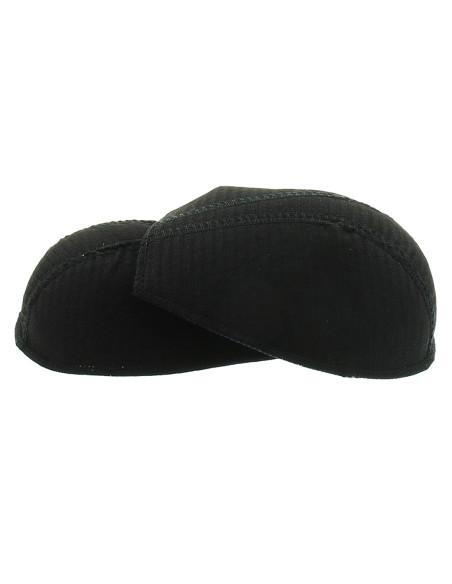 Par de ombreiras de moda cobertas de preto