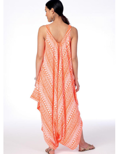 Molde de vestidos e macacão - McCall's 7402