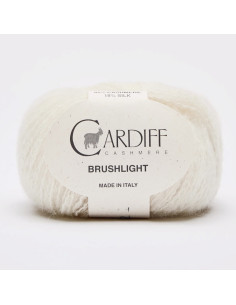 Laine Brushlight Cardiff Cashmere 2