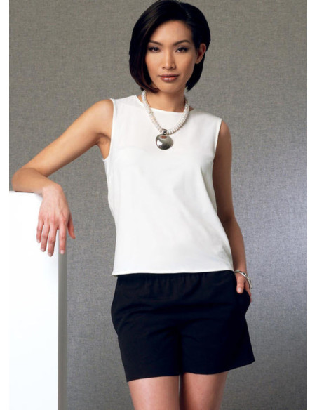 Padrão de poncho, blusa, shorts e calças - Vogue 9191