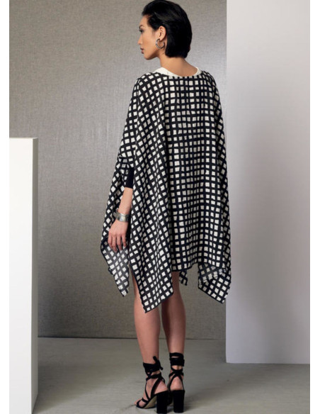Padrão de poncho, blusa, shorts e calças - Vogue 9191