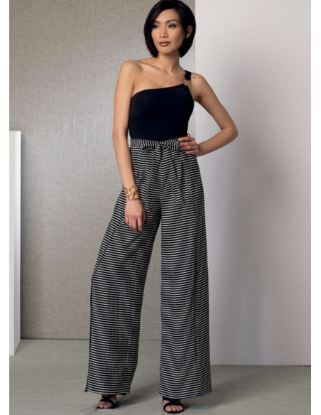 Padrão de poncho, blusa, shorts e calças - Vogue 9191