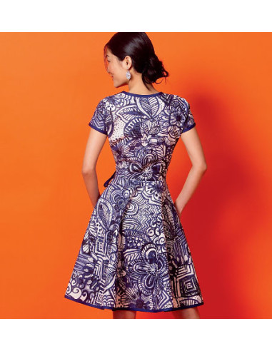 Molde de vestidos e cinto - McCall's 6959