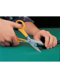 Tesoura multifuncional microdentada Olfa 17 cm 2