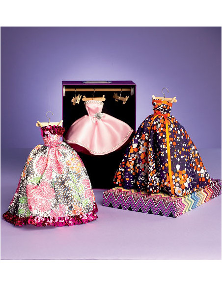 Molde de roupas e acessórios para bonecas - McCall's 6903