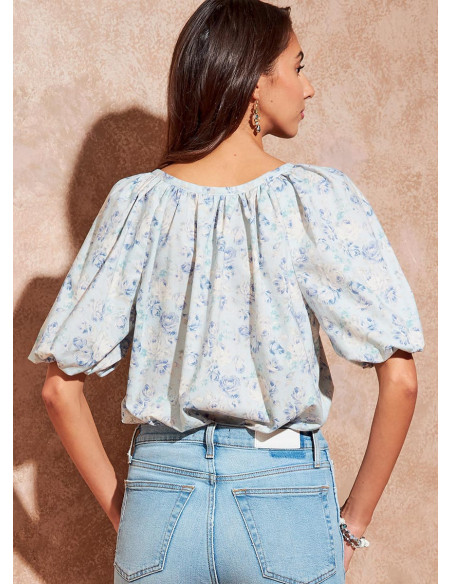 Padrão de tops - McCall's 8256