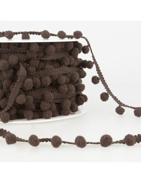 Galão com grandes pompons - Chocolate