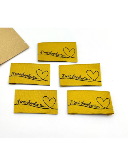 Conjunto de 5 etiquetas tecidas para costurar vou buscar teu coração