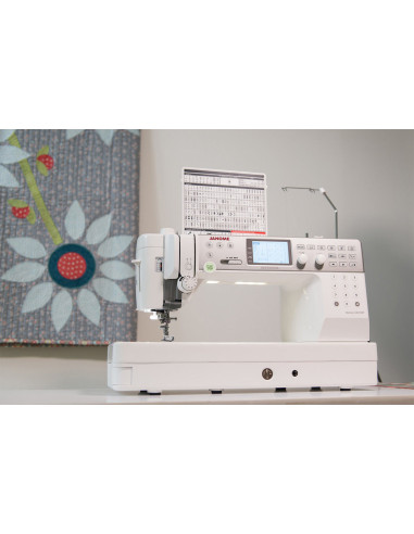 Máquina de costura Janome Memory Craft 6700P