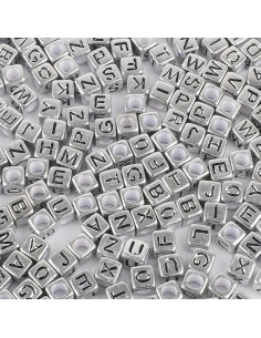 Saco de 100 contas quadradas prateadas - Letras pretas