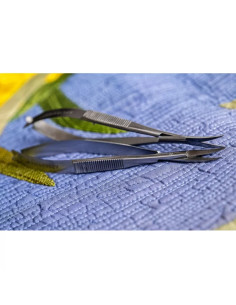 Tesoura pinça ponta curva microdentada 12 cm Apliquick 2