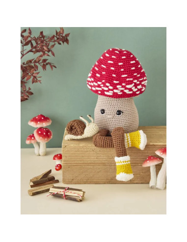 Livro de bonecas e amigurumis no outono