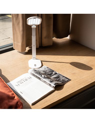 Lâmpada de mesa recarregável Foldi Go Daylight