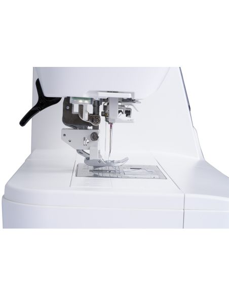 Máquina de costura Janome Skyline S7