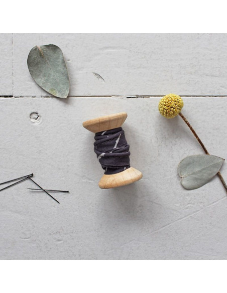 Pesponto de algodão Chalk Charcoal por metro - Atelier Brunette