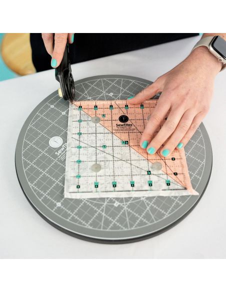 Tapete de corte magnético rotativo auto-regenerativo 28 cm Sew Magnetic™