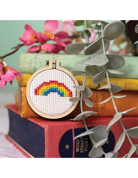Mini kit bordado ponto cruz - Love is love