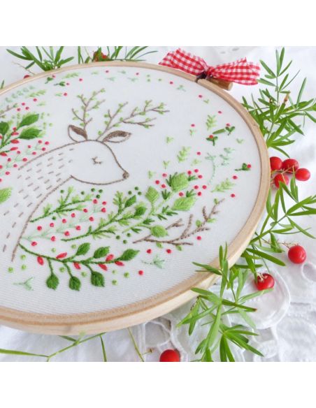Kit de bordado Tamar Nahir-Yanai - Christmas Deer