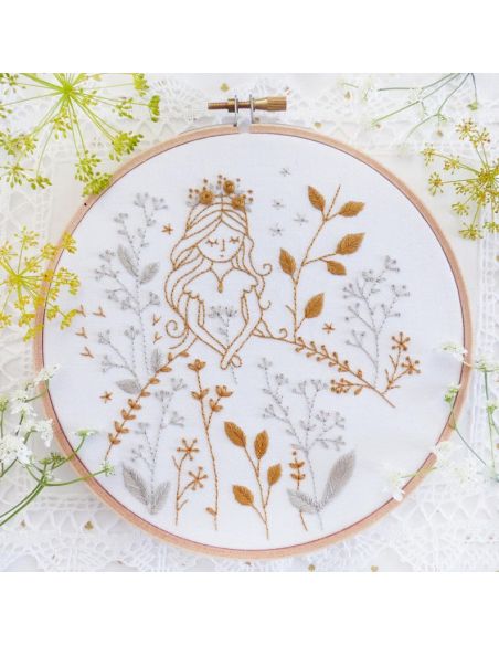 Kit de bordado Tamar Nahir-Yanai - Princesa Dourada e Cinza